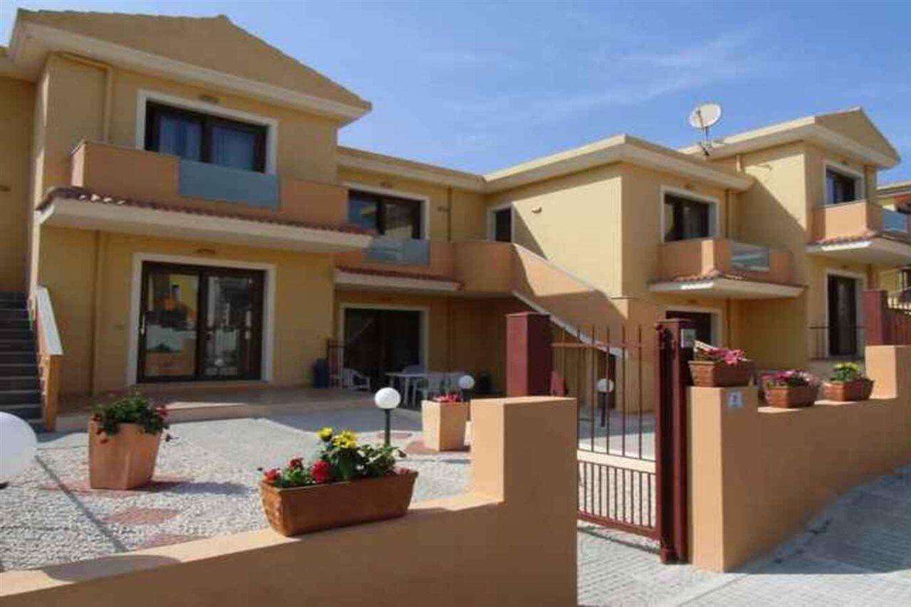 كاستيلساردو Residence Ibiscus المظهر الخارجي الصورة