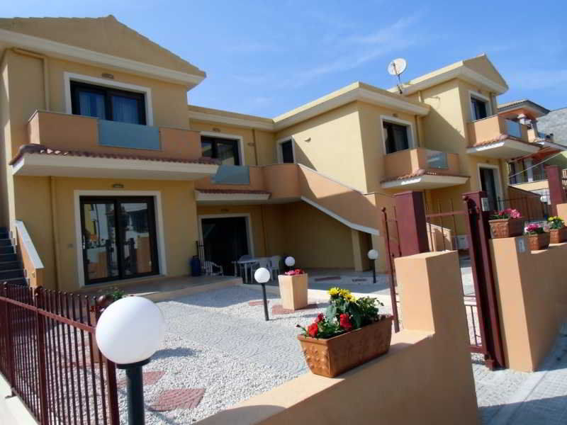 كاستيلساردو Residence Ibiscus المظهر الخارجي الصورة